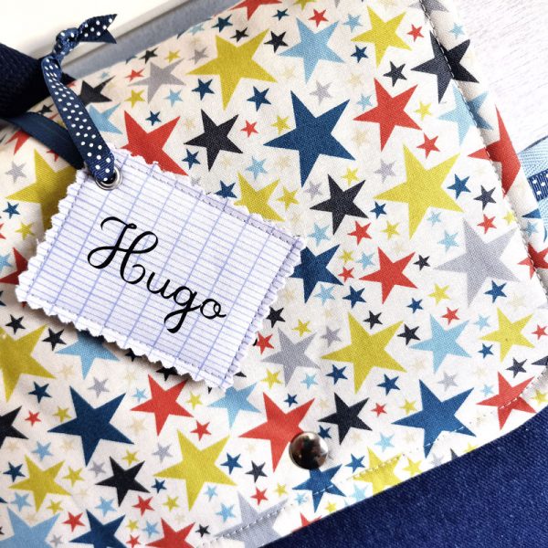 Cartable maternelle personnalisé mixte avec étoiles accessoire sac et trousse d'écolier avec pression et avec prénom