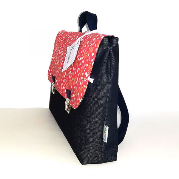Cartable maternelle personnalisé pour fille avec oiseau rose accessoire et sac écolier avec soufflet