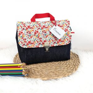 Sac à dos maternelle personnalisé pour fille avec fleur rouge accessoire et sac d'écolier original