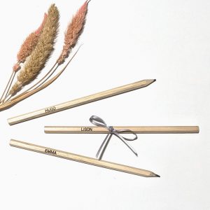 Crayon personnalisé avec prénom accessoire enfant pour école avec cartable maternelle