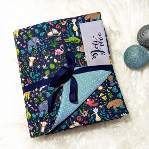 Couverture bébé personnalisable avec animaux de la jungle bleu pour cadeau de naissance de bébé et accessoire pour décoration de chambre