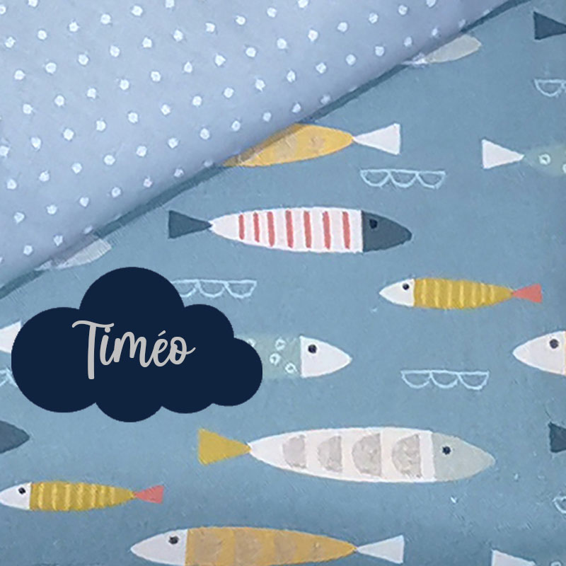 Sac baluchon personnalisé avec prénom motif poissons et pois bleu ciel