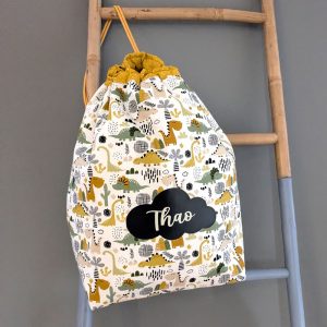 Sac baluchon personnalisé prénom pour bébé et enfant sac baluchon avec dinosaures en cadeau de naissance pour bébé et pour enfant