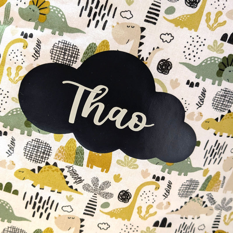 Sac personnalisé avec prénom pour bébé et enfant sac baluchon avec dinosaures en cadeau de naissance pour bébé et pour enfant et personnalisable